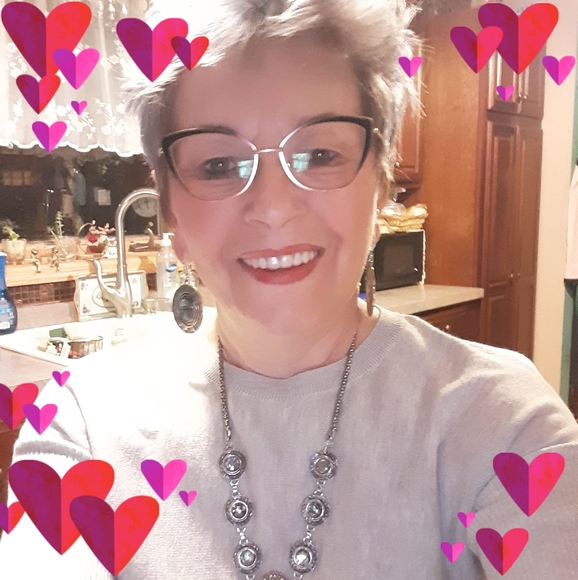 Meet your Posher, Danuta - Picture 1 of 1